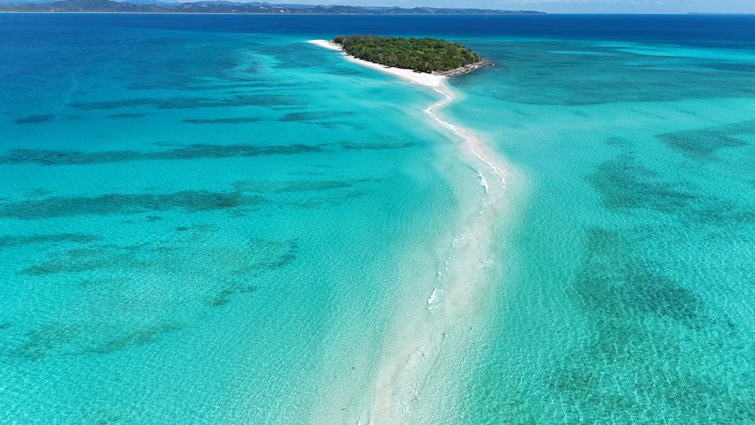 Madagascar | Andasibe, Morondava and Nosy be