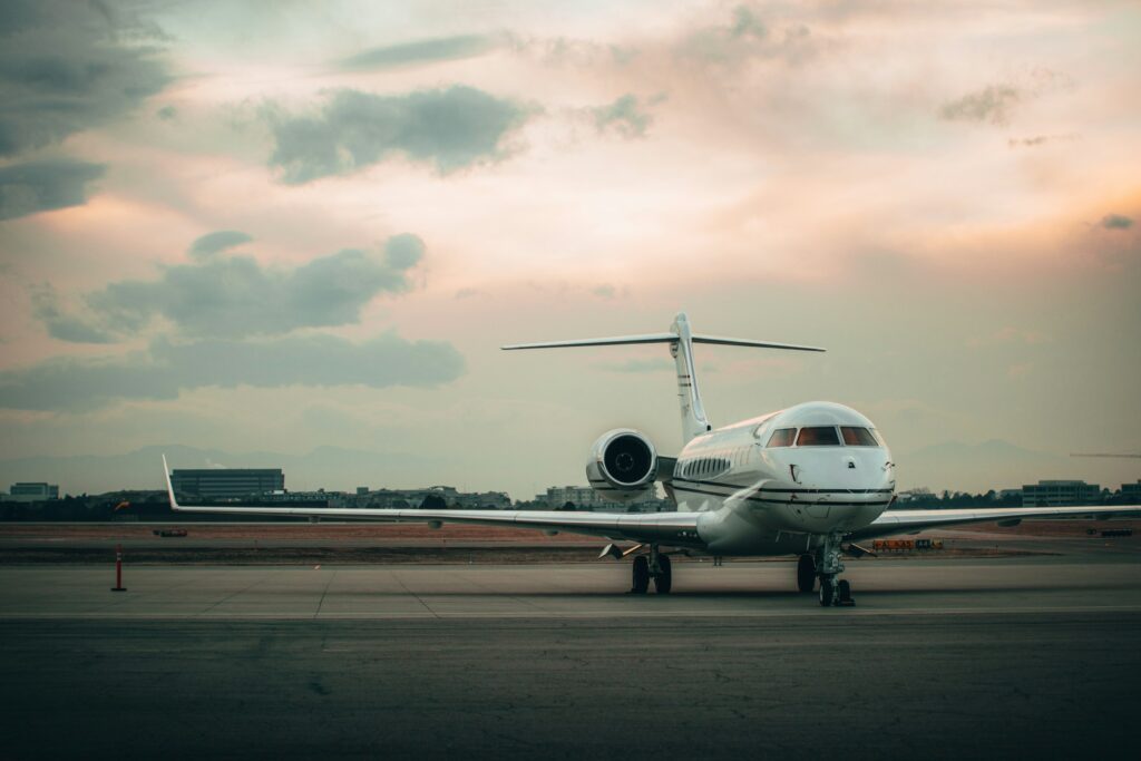 Private jet luxury vacations