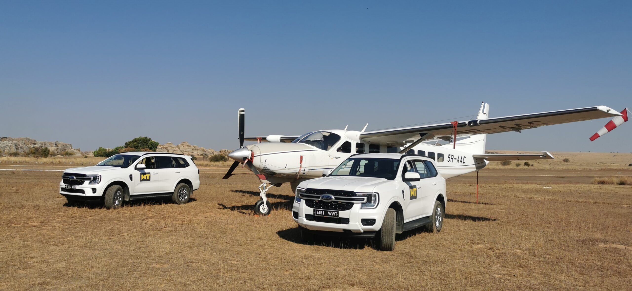 Private aircraft and luxury safari vehicles for Madagascar flying tours